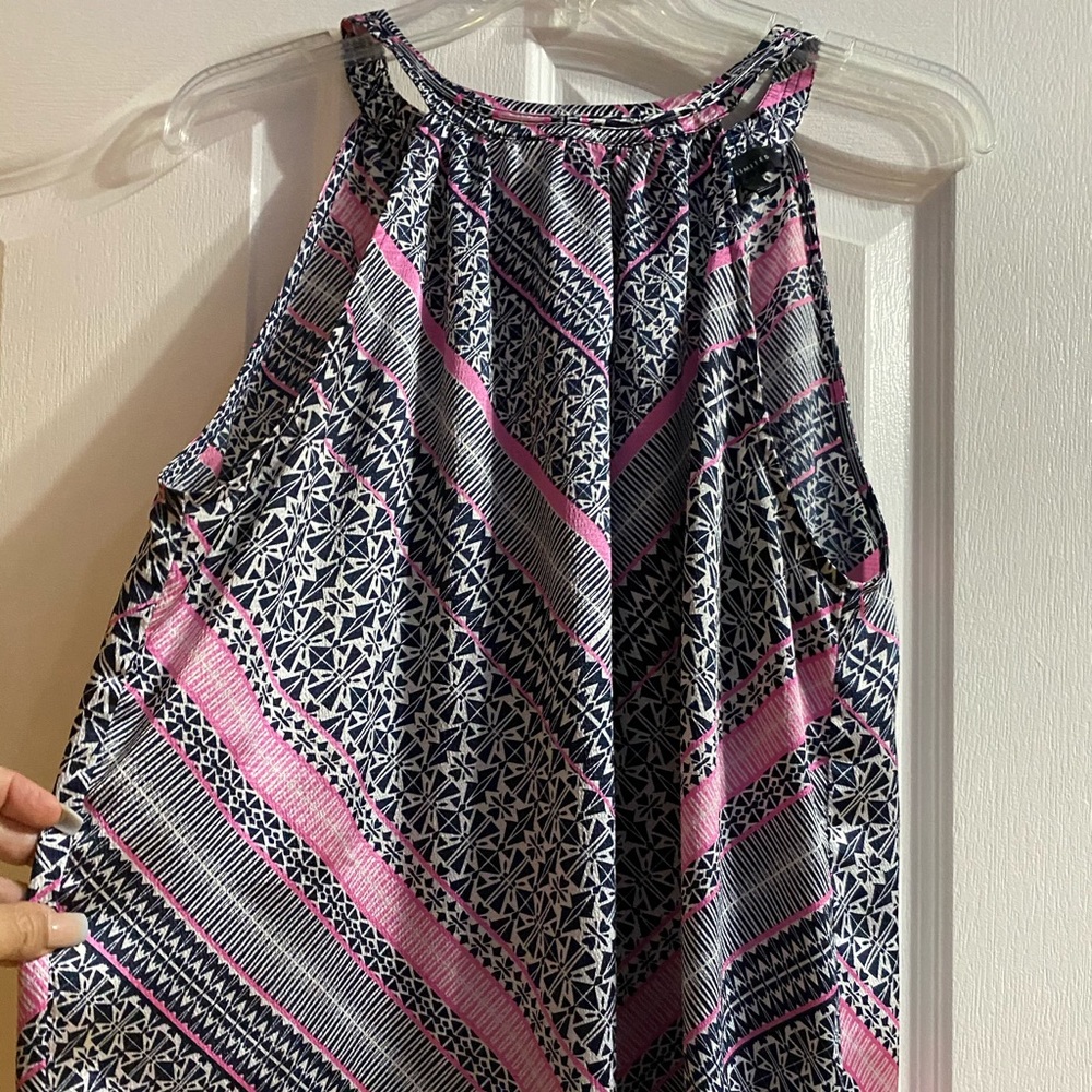 Pink and Black  Limited sleeveless silk shirt